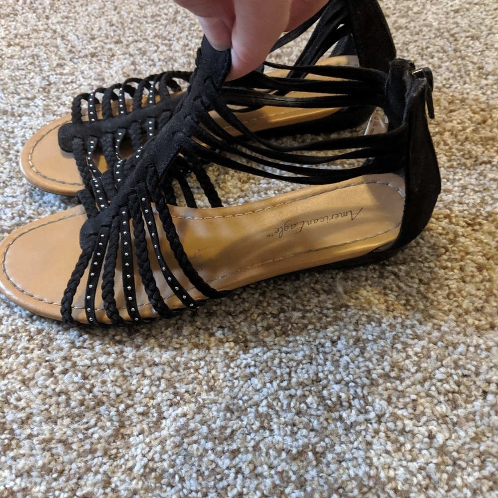 Sandals - Picture 3 of 5